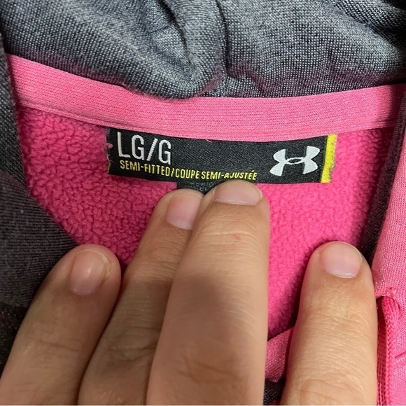 Under Armour semi fitted hoodie size large pink - Picture 4 of 7